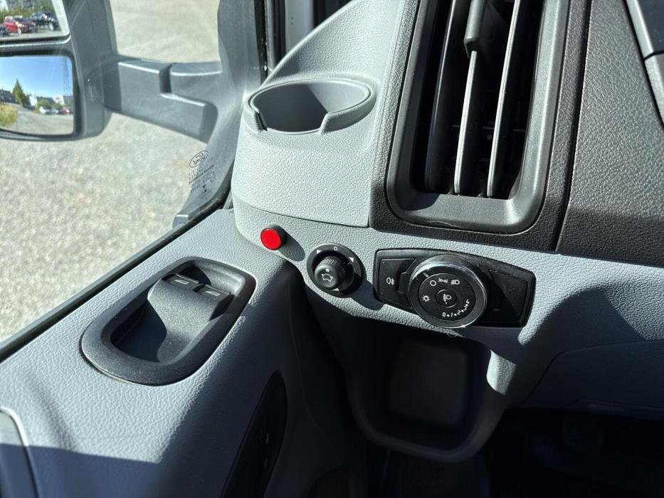 FORD TRANSIT 2018
