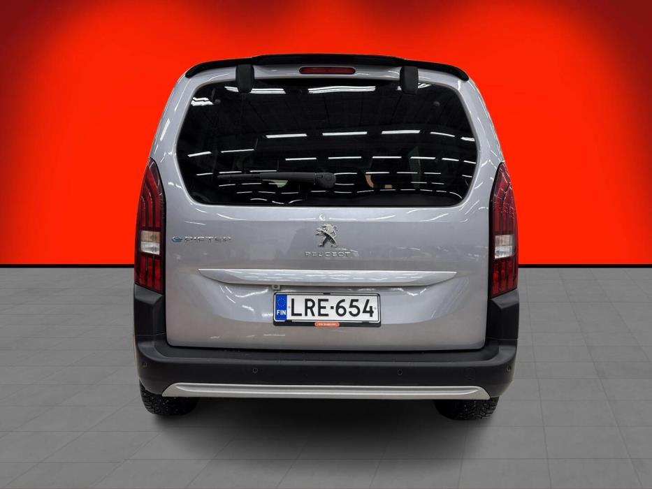 PEUGEOT e-Rifter 2022