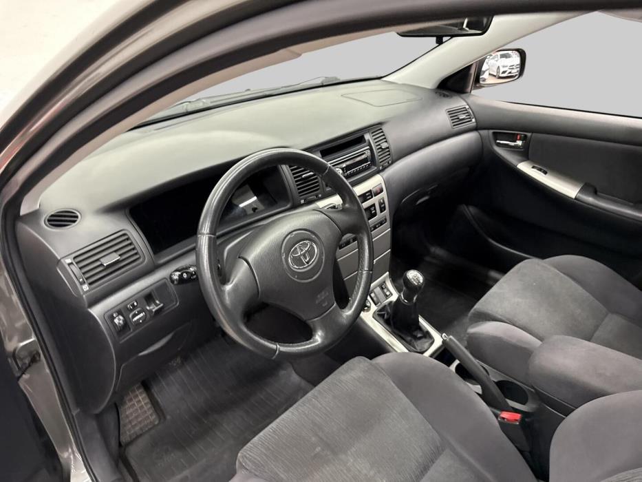 TOYOTA Corolla 2003