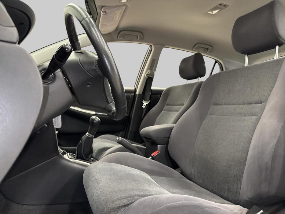 TOYOTA Corolla 2003