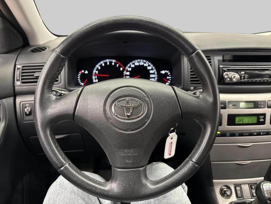 TOYOTA Corolla 2003