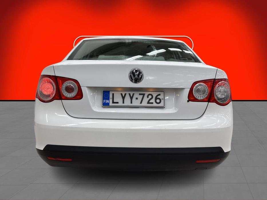 VOLKSWAGEN Jetta 2010