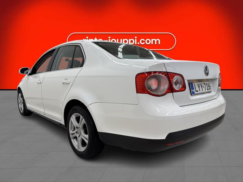 VOLKSWAGEN Jetta 2010