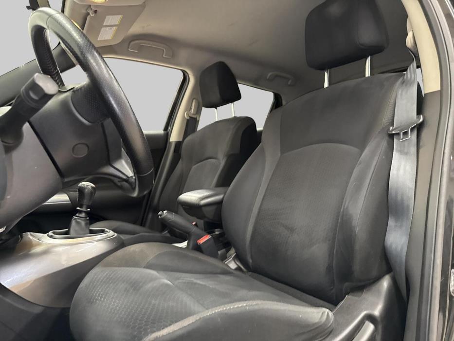 NISSAN Juke 2012
