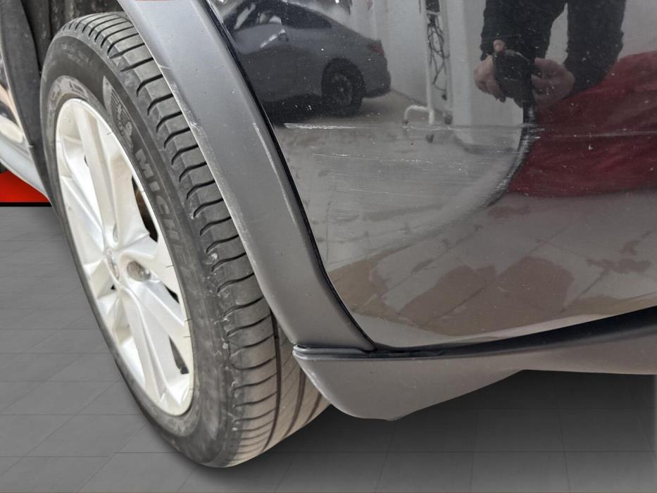NISSAN Juke 2012