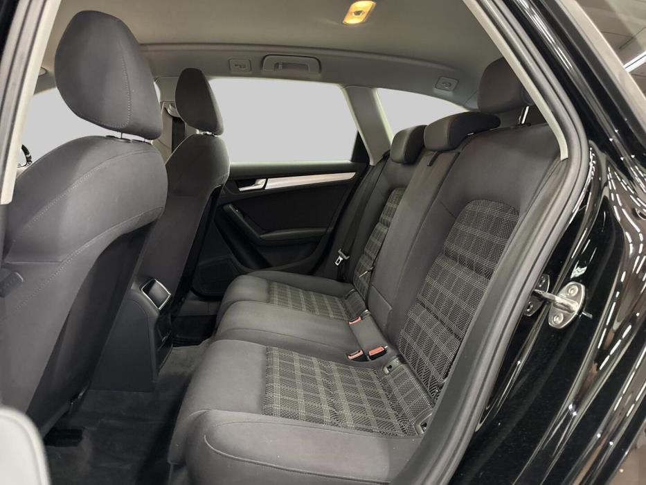 AUDI A4 2014