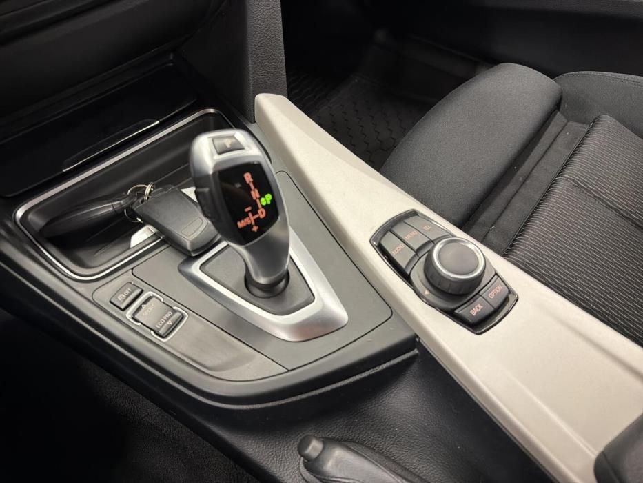 BMW 320 2015