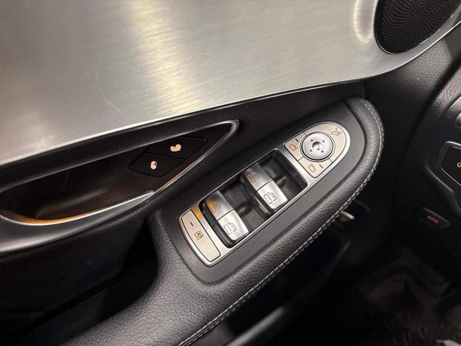 MERCEDES-BENZ GLC 2016