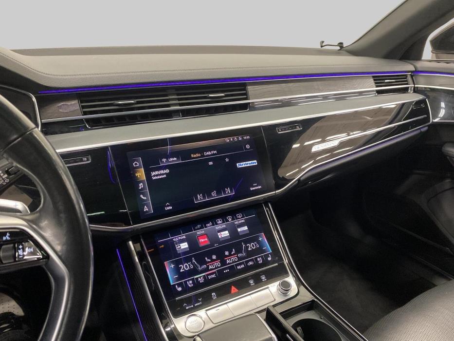 AUDI A8 2020