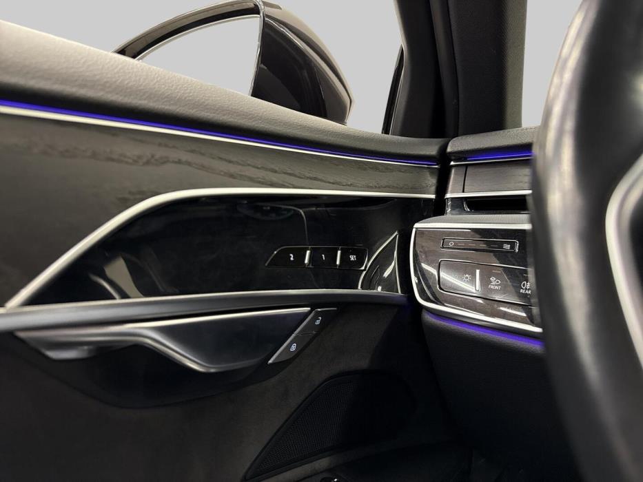 AUDI A8 2020