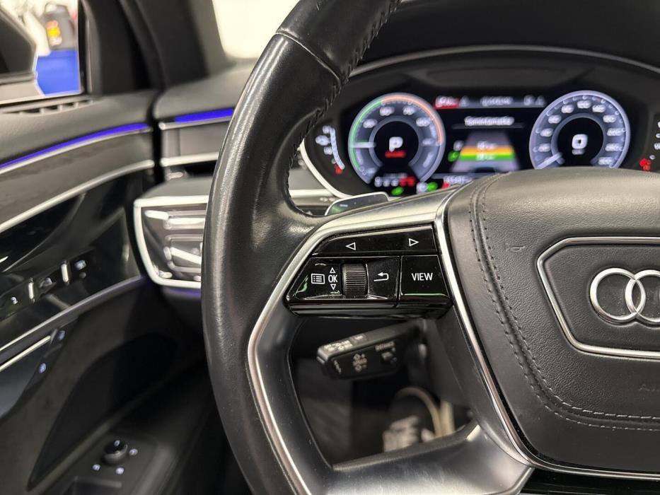AUDI A8 2020