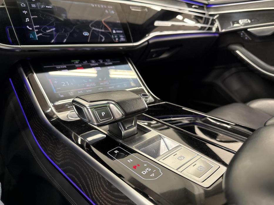 AUDI A8 2020