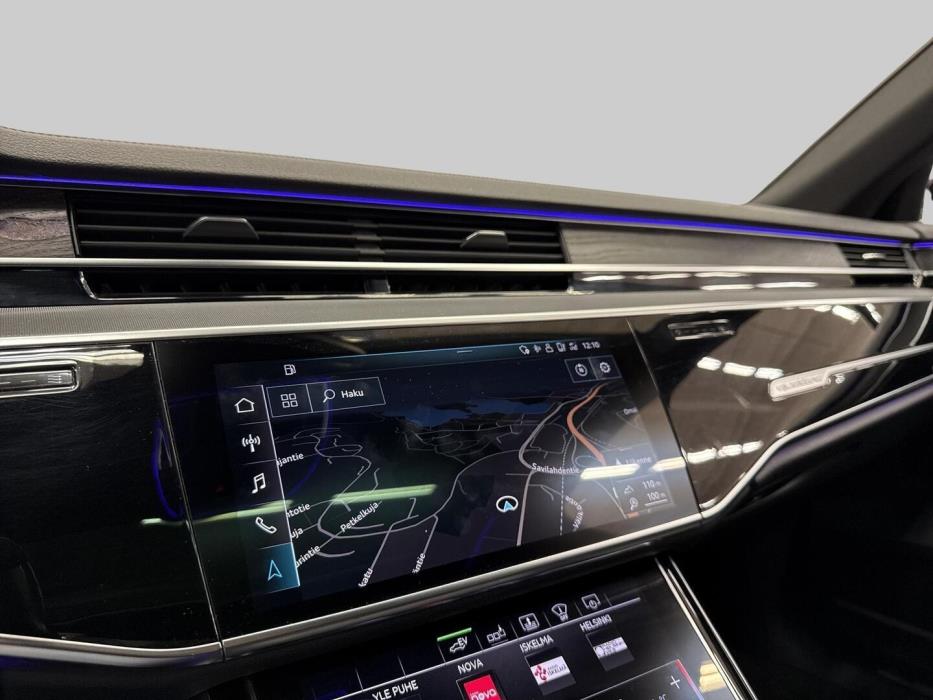 AUDI A8 2020