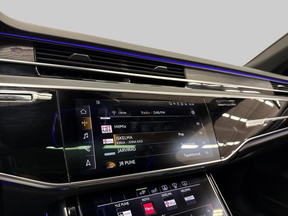 AUDI A8 2020