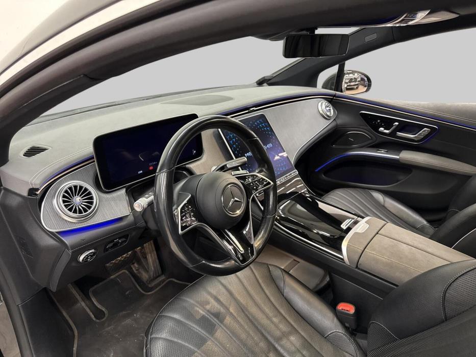 MERCEDES-BENZ EQS 2022