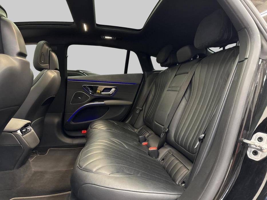 MERCEDES-BENZ EQS 2022