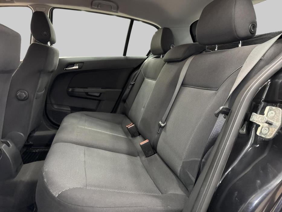 OPEL Astra 2009