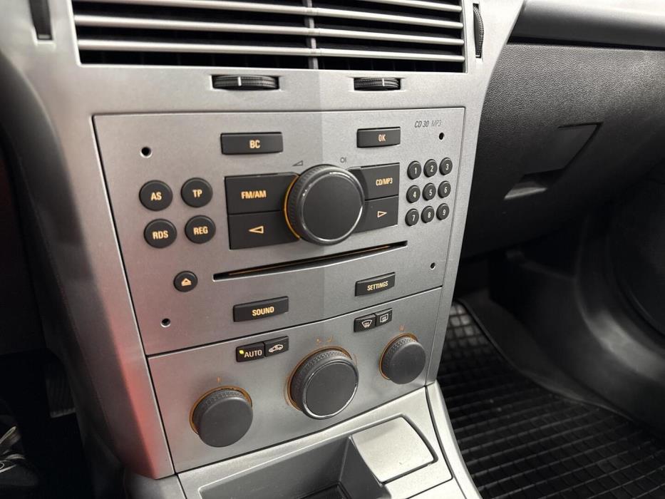 OPEL Astra 2009