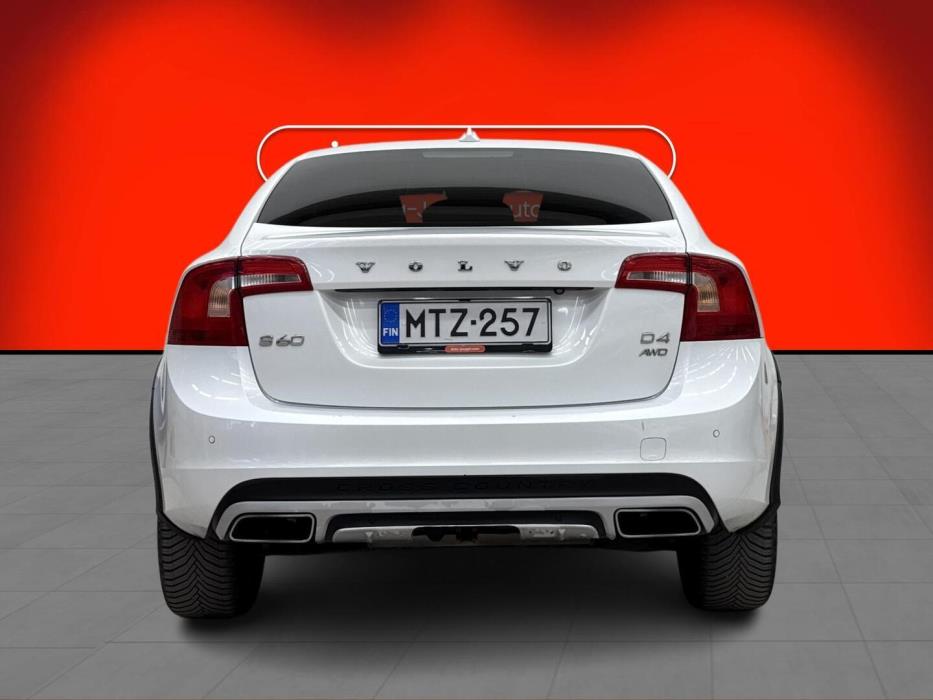 VOLVO S60 Cross Country 2016