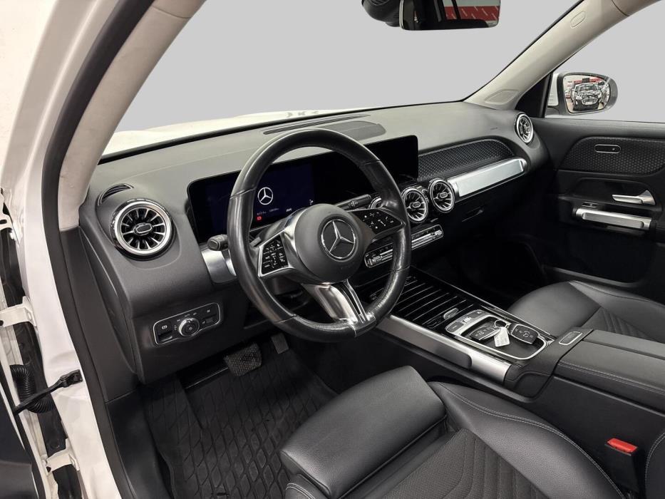 MERCEDES-BENZ EQB 2024