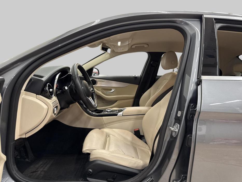 MERCEDES-BENZ C 2020