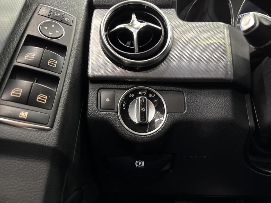 MERCEDES-BENZ GLK 2013