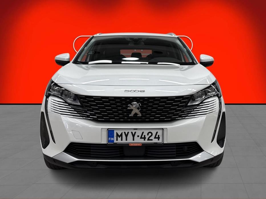 PEUGEOT 5008 2021