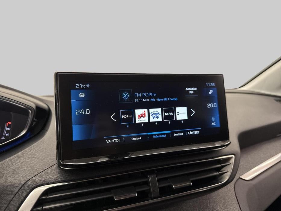 PEUGEOT 5008 2021