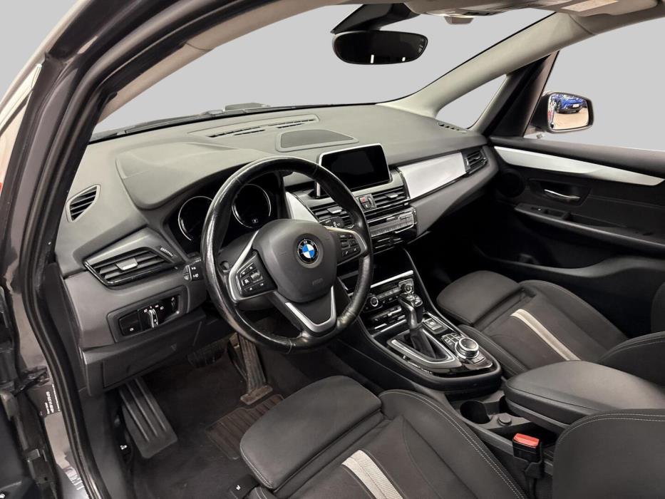 BMW 225 2018