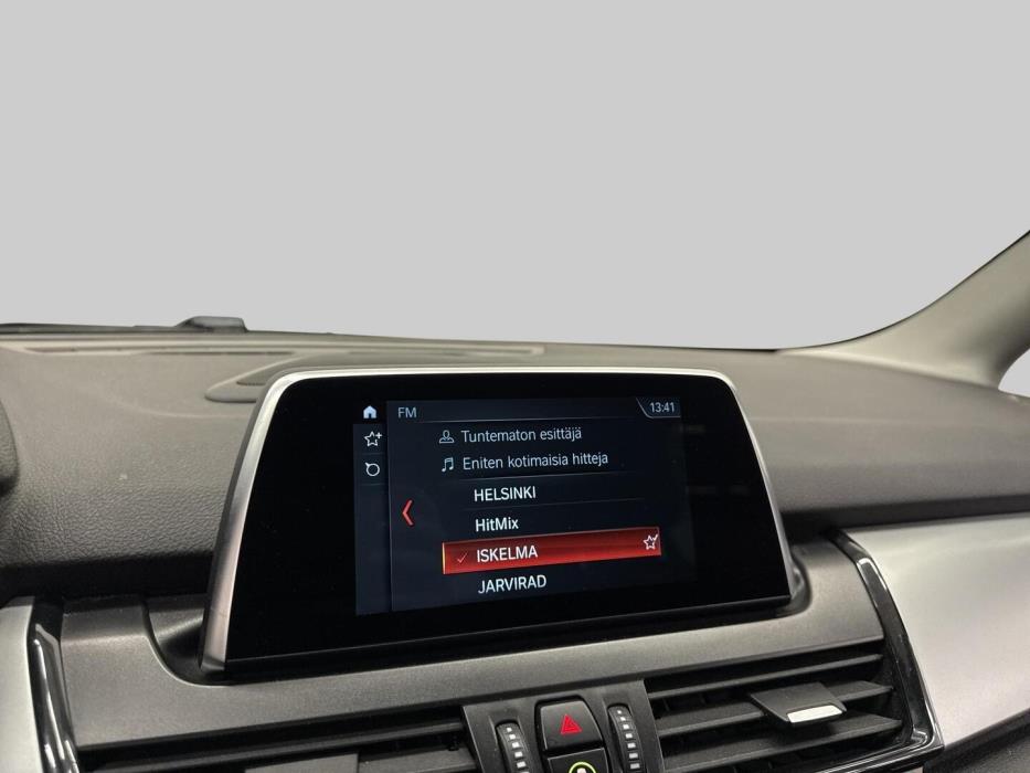 BMW 225 2018