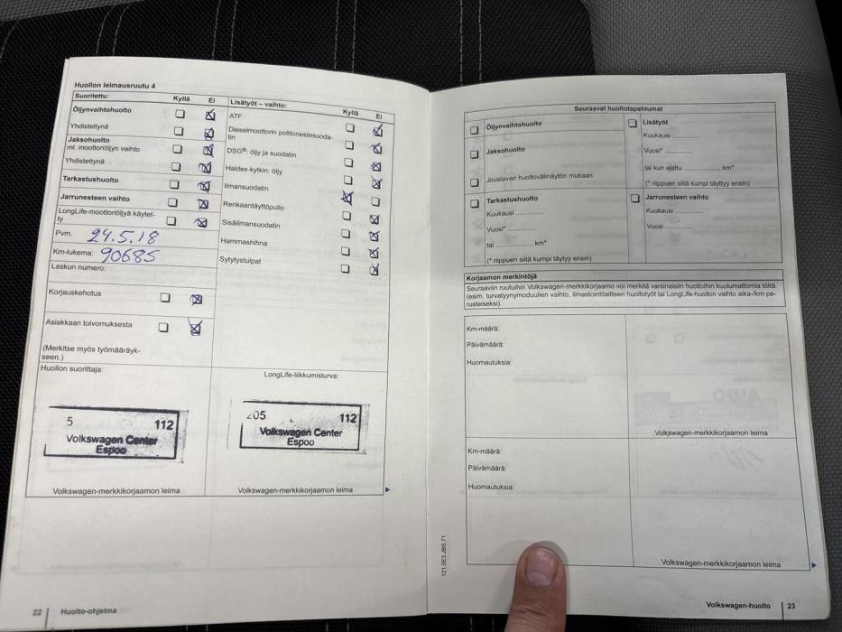 VOLKSWAGEN Jetta 2012