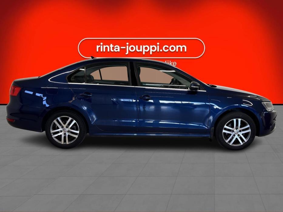 VOLKSWAGEN Jetta 2012