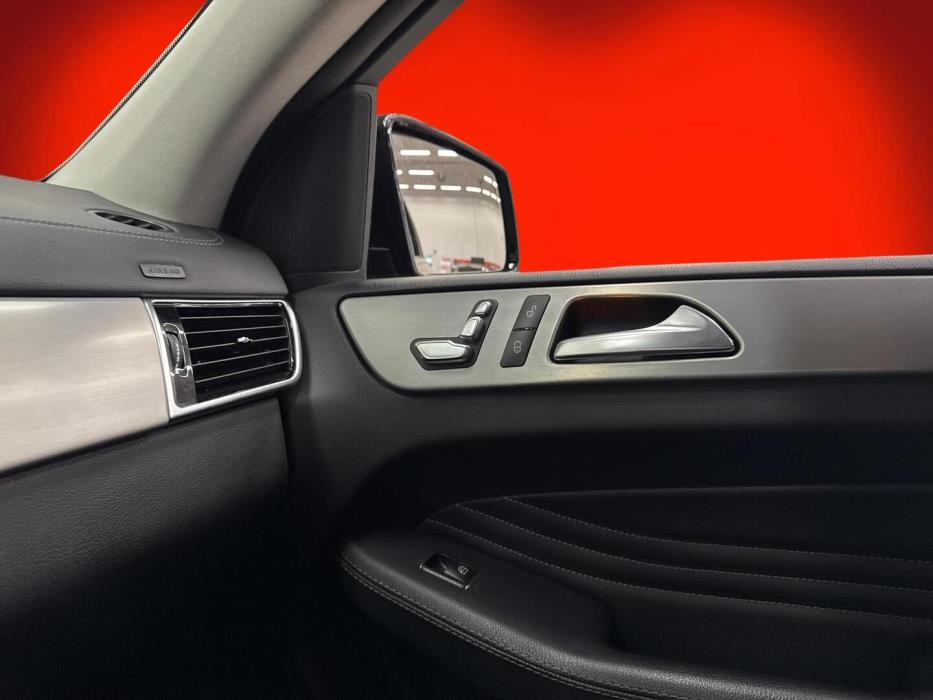 MERCEDES-BENZ GLE 43 AMG 2016
