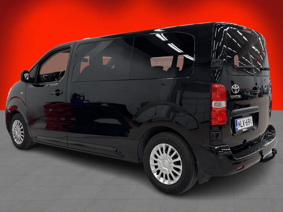 TOYOTA Proace Verso 2018