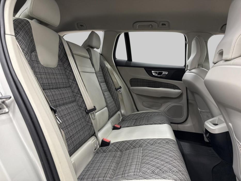 VOLVO V60 2018