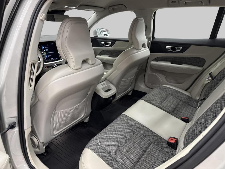 VOLVO V60 2018
