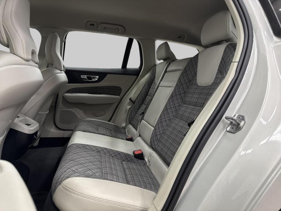 VOLVO V60 2018