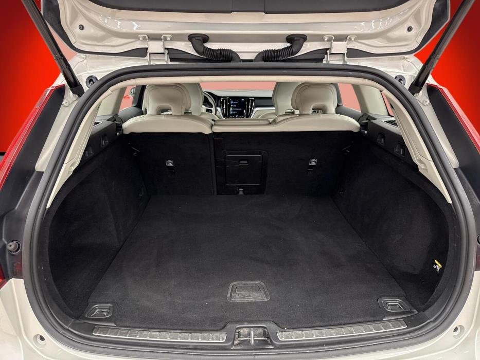 VOLVO V60 2018
