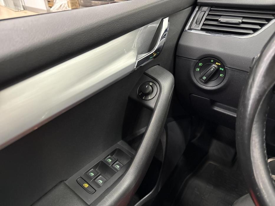 SKODA Octavia 2019