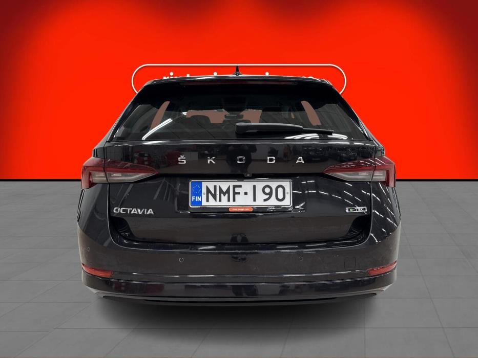 SKODA Octavia 2021