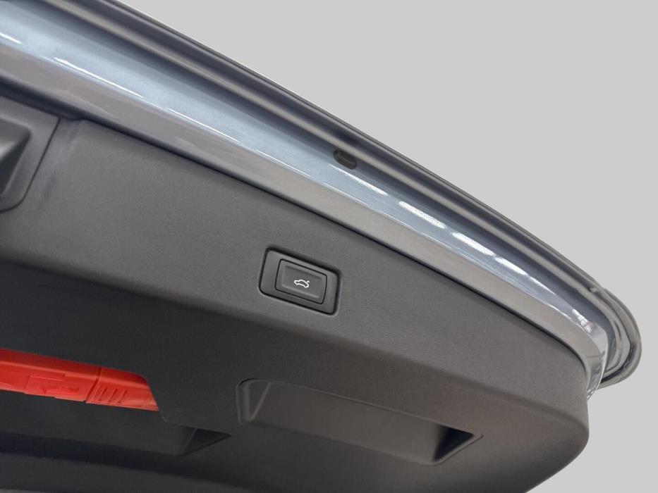 AUDI Q4 e-tron 2023