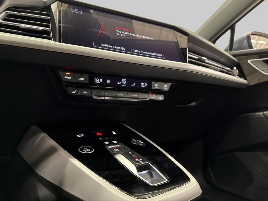 AUDI Q4 e-tron 2023