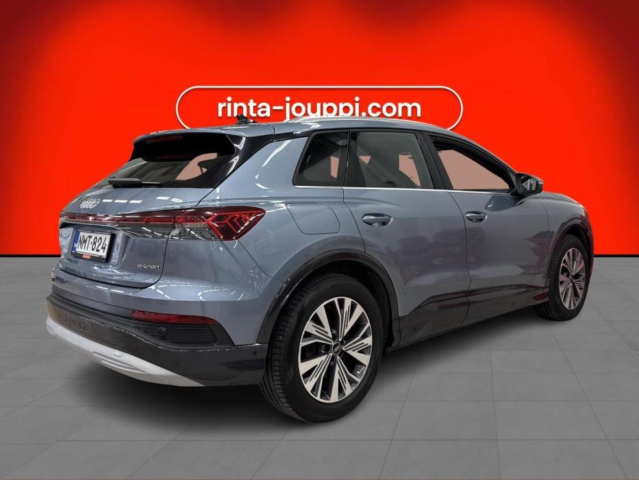 AUDI Q4 e-tron 2023