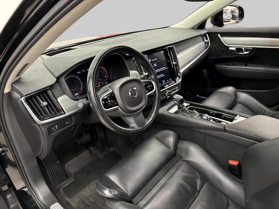 VOLVO V90 Cross Country 2018