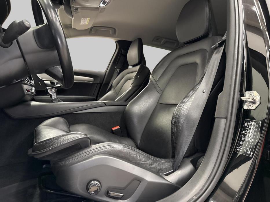 VOLVO V90 Cross Country 2018