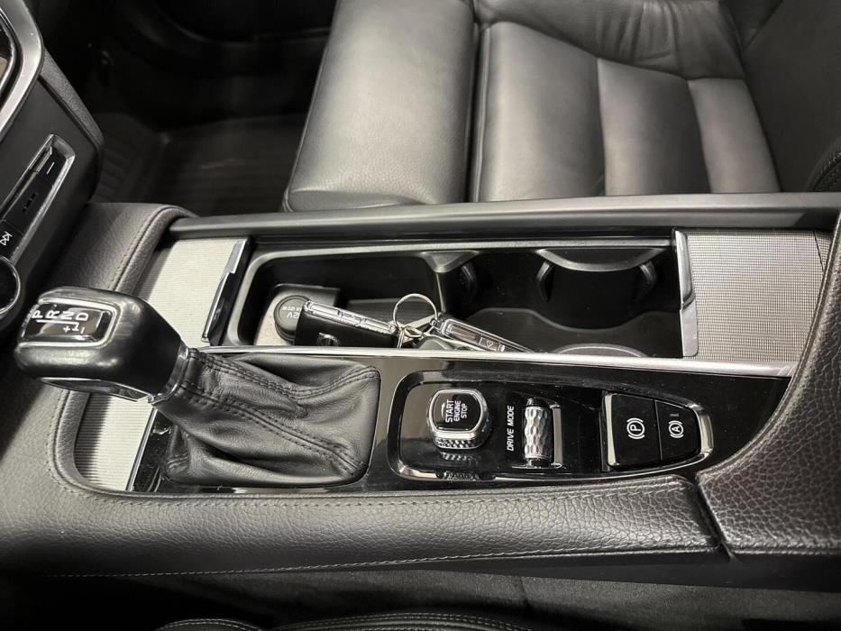 VOLVO V90 Cross Country 2018