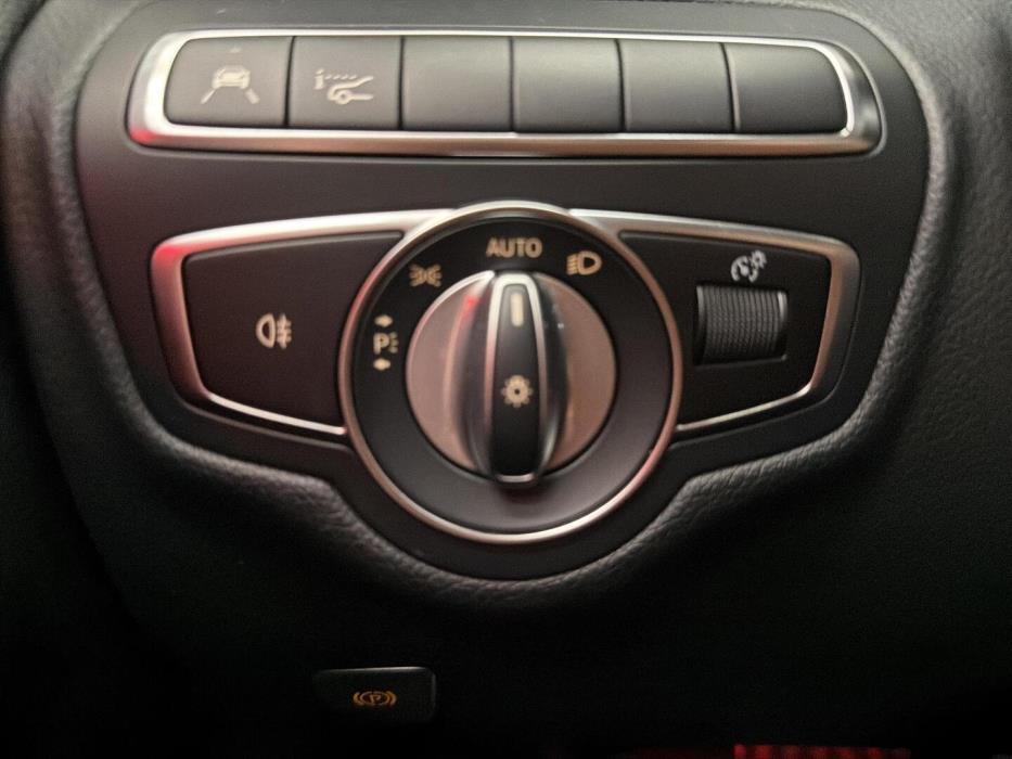 MERCEDES-BENZ C 2020
