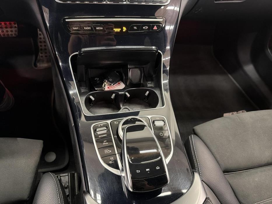 MERCEDES-BENZ C 2020