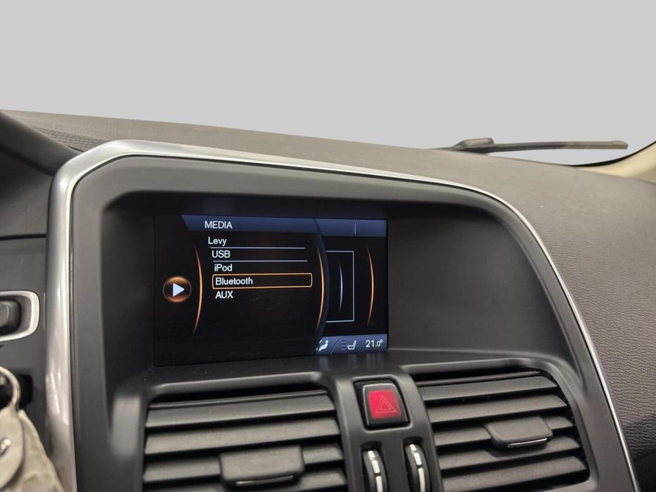 VOLVO XC60 2012