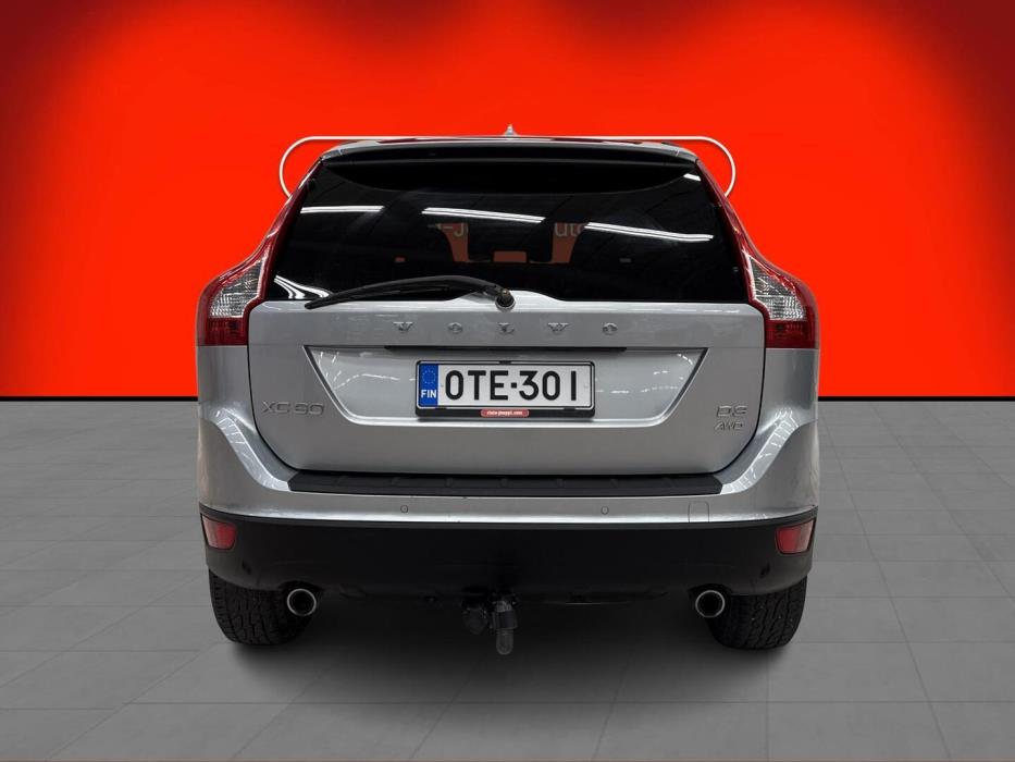 VOLVO XC60 2012